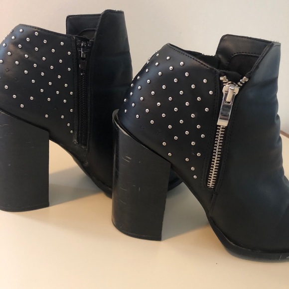 💚JustFab booties - Picture 7 of 7